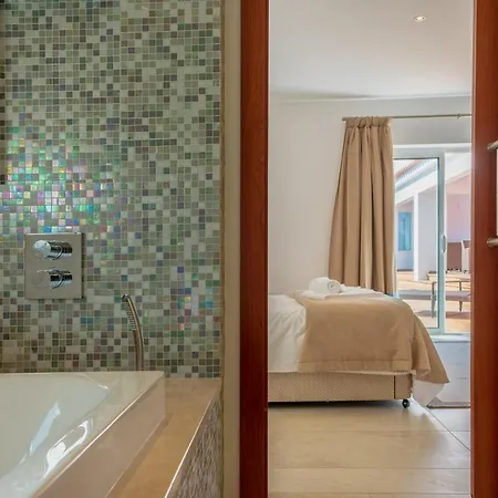 Deslumbrante V6 * Praia del Rei